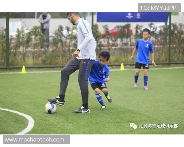 南京足球队心理素质提升之路:从训练到比赛的全方位探讨 南京足球队心理素质提升之路:从训练到比赛的全方位探讨