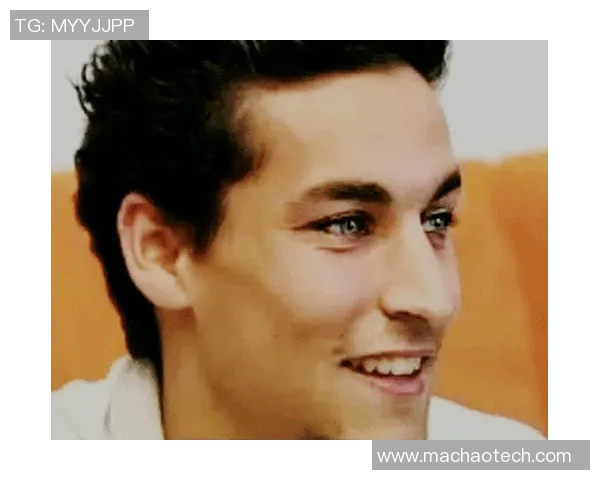 足球明星们的视力状况揭秘是否存在近视问题及其对比赛的影响分析