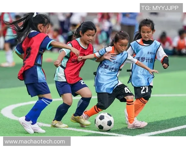 与心目中的足球明星亲密接触的梦想之旅